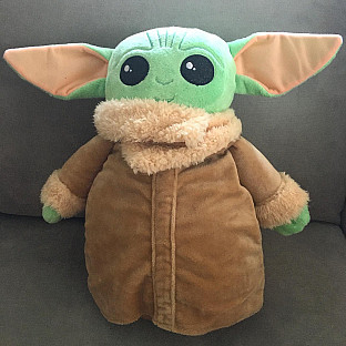 Alternate image 5 for Star Wars&trade; The Mandalorian&trade; The Child (AKA Baby Yoda) Plush Backpack in Green/Brown