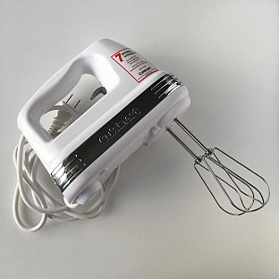 Alternate image 1 for Cuisinart&reg; Power Advantage&trade; 7-Speed Hand Mixer in White