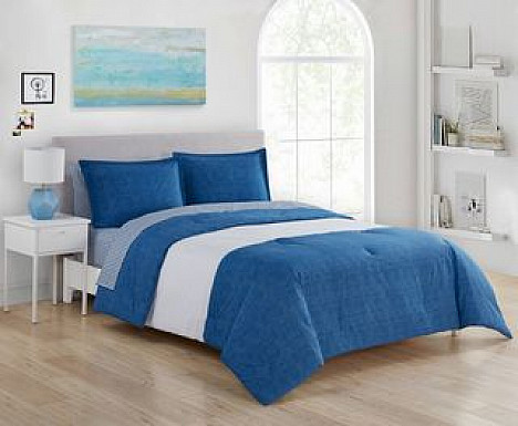 Poppy & Fritz&reg; Easton Comforter Set in Navy. View a larger version of this product image.