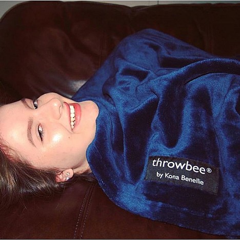 THROWBEE by Kona Benellie&reg; Luxury Throw Blanket/Poncho. View a larger version of this product image.