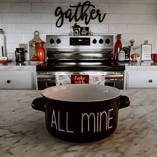 Alternate image 1 for Boston Warehouse&reg; &quot;All Mine&quot; Soup Mug with Lid in Black/White