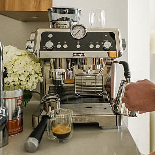 Alternate image 9 for De&rsquo;Longhi La Specialista &reg; Dual Heating System Espresso Machine in Stainless Steel