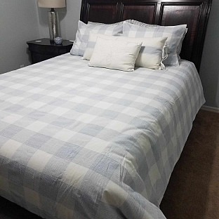 Alternate image 3 for Bee &amp; Willow&trade; Gingham 3-Piece Comforter Set in Blue/White