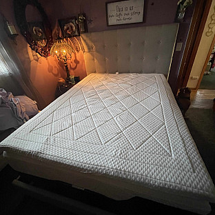 Alternate image 13 for Therapedic&reg; Deluxe Quilted 3-Inch Memory Foam Bed Topper