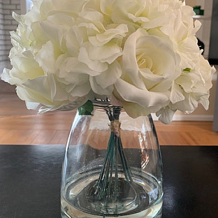 Alternate image 5 for Pure Garden 11.5-Inch Hydrangea/Rose Artificial Arrangement in Cream with Clear Glass Vase