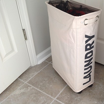 Wenko Corno Laundry Bin. View a larger version of this product image.