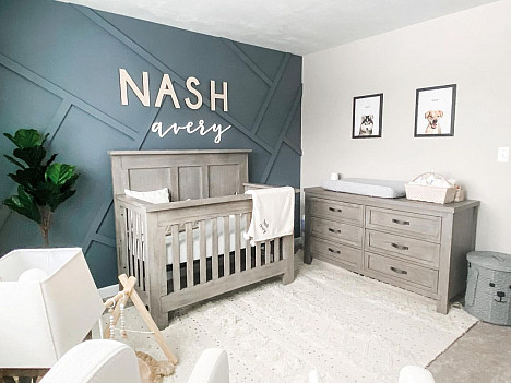 Soho Baby Hanover 4-in-1 Convertible Crib in Oak/Grey. View a larger version of this product image.