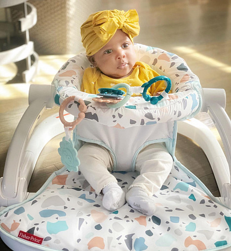 Fisher-Price&reg; Sit-Me-Up Floor Seat in Grey/White. View a larger version of this product image.