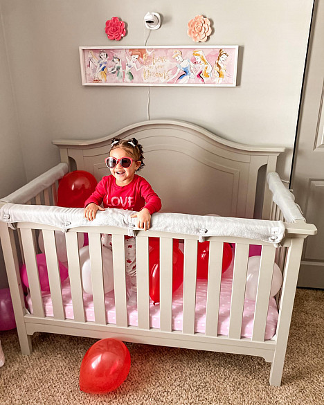 Ti Amo Catania 4-In-1 Convertible Crib. View a larger version of this product image.