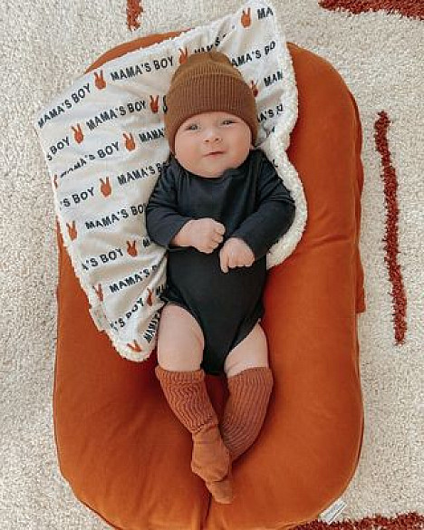 Snuggle Me&trade; Organic Infant Lounger. View a larger version of this product image.