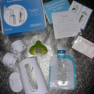 Alternate image 6 for Kiinde&trade; Twist Pouch 80-Count 6 oz. Direct-Pump Breastmilk Storage Pouches