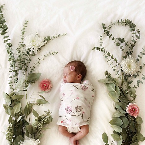 Embe® Flower Classic 2-Way Swaddle™ in Pink | Bed Bath & Beyond