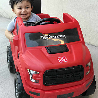 Alternate image 12 for Step2&reg; Ford&reg; F150 Raptor&trade; 2-in-1 Ride-On in Red