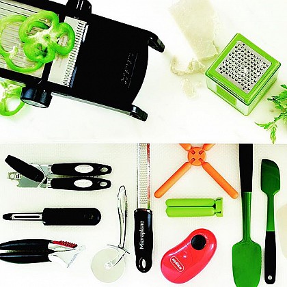 OXO Good Grips&reg; Swivel Peeler. View a larger version of this product image.