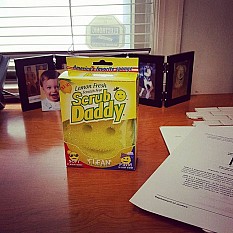 Alternate image 1 for Scrub Daddy&reg; Lemon Fresh Sponge